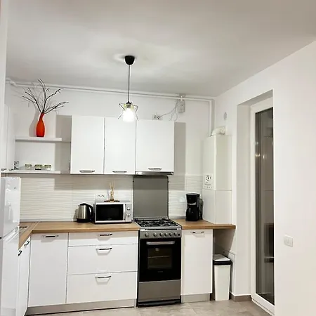 Apartament Mara 1 *