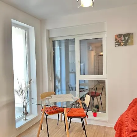 Mara 1 Apartament *