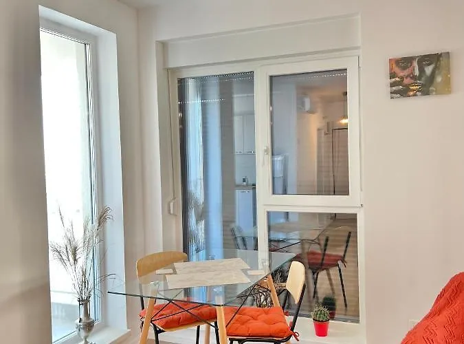 Mara 1 Apartamento *